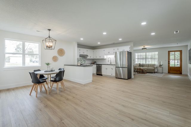 9039 Dallas Hollow Road, Soddy Daisy, TN 37379