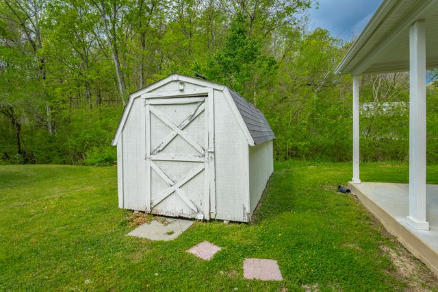 9039 Dallas Hollow Road, Soddy Daisy, TN 37379