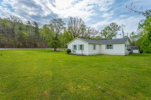 9039 Dallas Hollow Road, Soddy Daisy, TN 37379