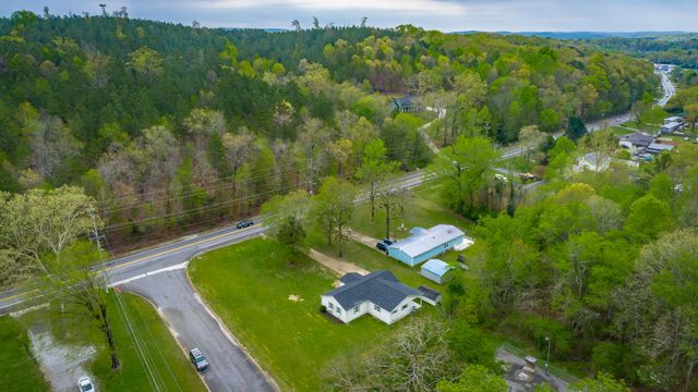 9039 Dallas Hollow Road, Soddy Daisy, TN 37379