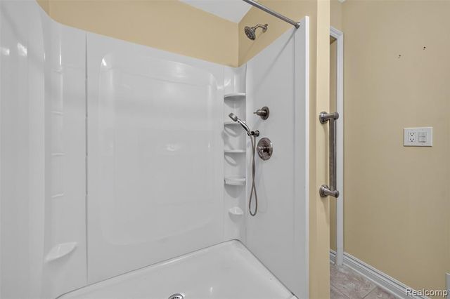 3653 Cedar Brook Drive, Rochester Hills, MI 48309