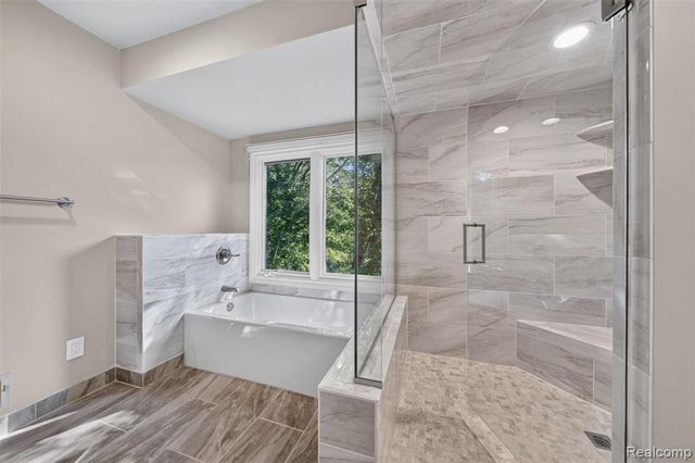 3653 Cedar Brook Drive, Rochester Hills, MI 48309