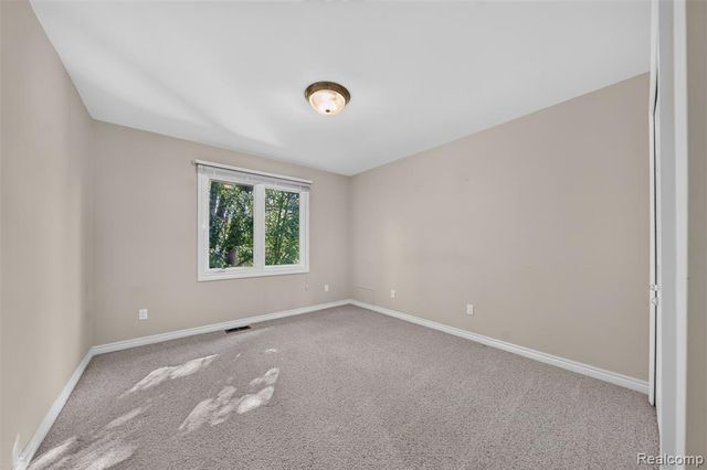 3653 Cedar Brook Drive, Rochester Hills, MI 48309