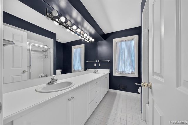 3653 Cedar Brook Drive, Rochester Hills, MI 48309
