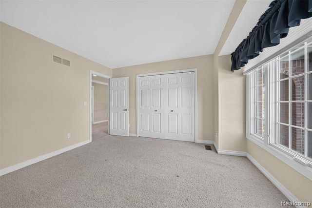 3653 Cedar Brook Drive, Rochester Hills, MI 48309