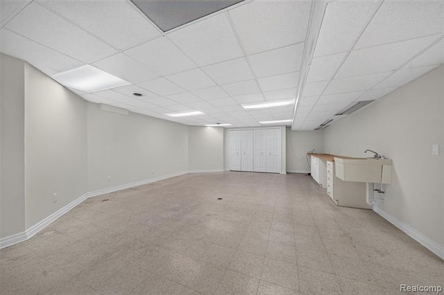 3653 Cedar Brook Drive, Rochester Hills, MI 48309
