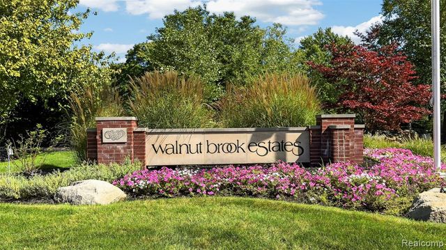3653 Cedar Brook Drive, Rochester Hills, MI 48309