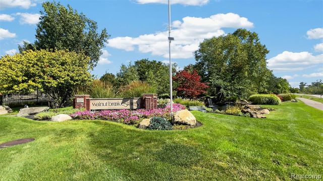 3653 Cedar Brook Drive, Rochester Hills, MI 48309