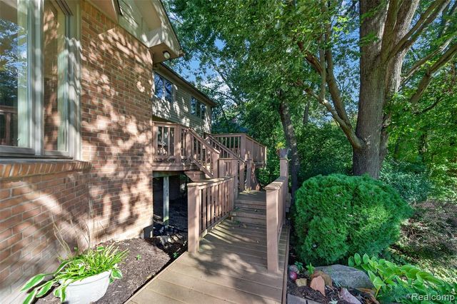 3653 Cedar Brook Drive, Rochester Hills, MI 48309