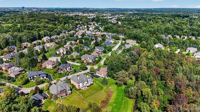 3653 Cedar Brook Drive, Rochester Hills, MI 48309