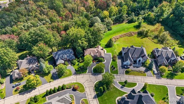 3653 Cedar Brook Drive, Rochester Hills, MI 48309