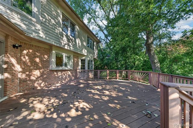 3653 Cedar Brook Drive, Rochester Hills, MI 48309