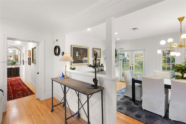 600 San Lorenzo Avenue, Coral Gables, FL 33146