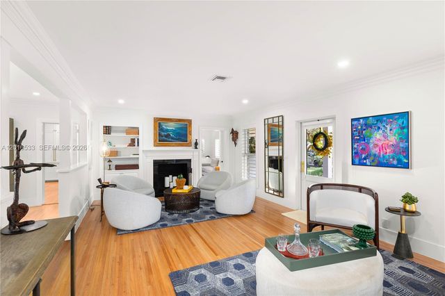 600 San Lorenzo Avenue, Coral Gables, FL 33146
