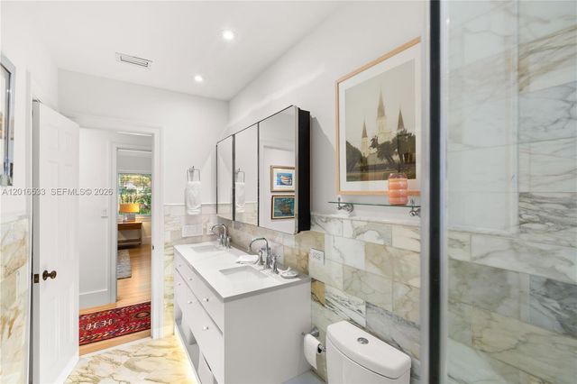 600 San Lorenzo Avenue, Coral Gables, FL 33146