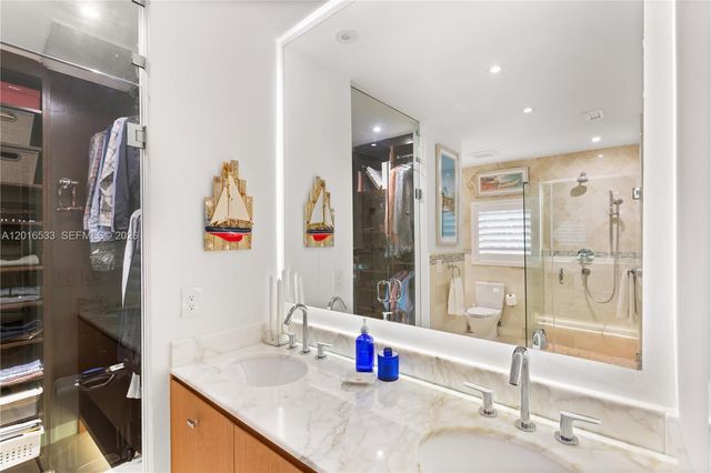 600 San Lorenzo Avenue, Coral Gables, FL 33146