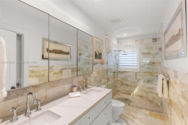 600 San Lorenzo Avenue, Coral Gables, FL 33146