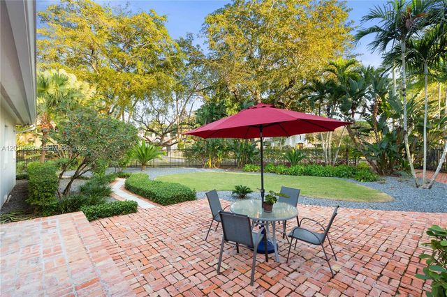 600 San Lorenzo Avenue, Coral Gables, FL 33146