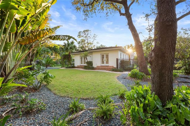 600 San Lorenzo Avenue, Coral Gables, FL 33146