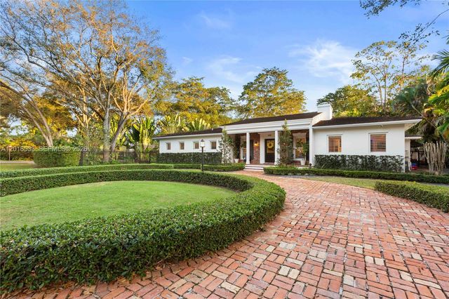600 San Lorenzo Avenue, Coral Gables, FL 33146