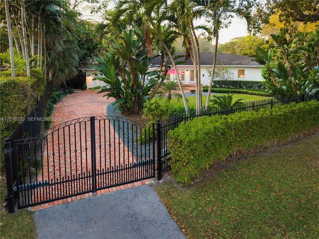 600 San Lorenzo Avenue, Coral Gables, FL 33146