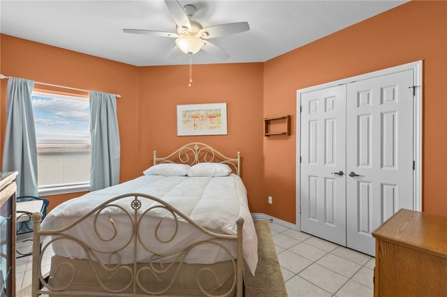 15210 Isla Pinta Ct, Corpus Christi, TX 78418