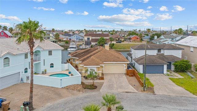 15210 Isla Pinta Ct, Corpus Christi, TX 78418
