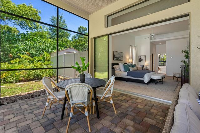 304 LAKE KELL COURT, Lutz, FL 33549