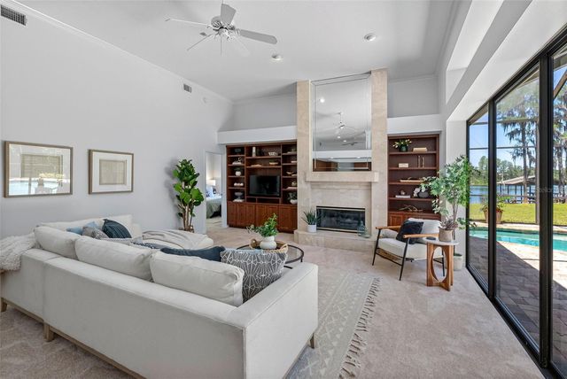 304 LAKE KELL COURT, Lutz, FL 33549