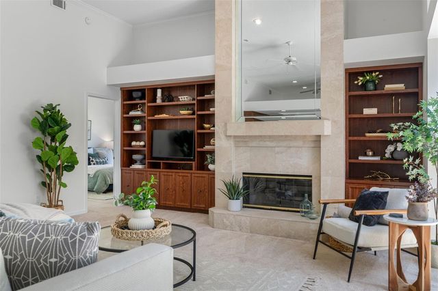 304 LAKE KELL COURT, Lutz, FL 33549