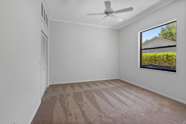 304 LAKE KELL COURT, Lutz, FL 33549