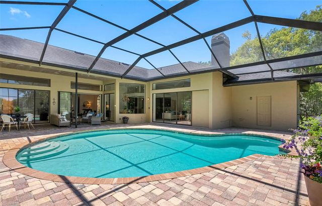 304 LAKE KELL COURT, Lutz, FL 33549