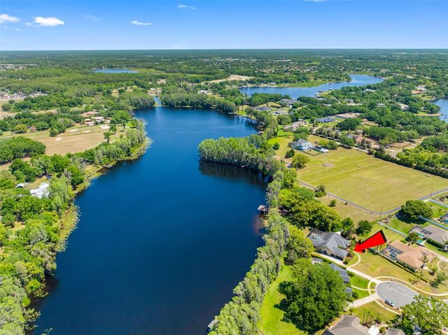 304 LAKE KELL COURT, Lutz, FL 33549