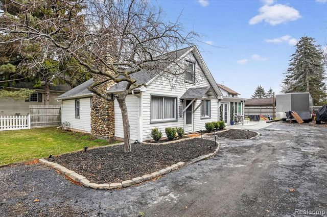 37260 Clio Street, Harrison Twp, MI 48045