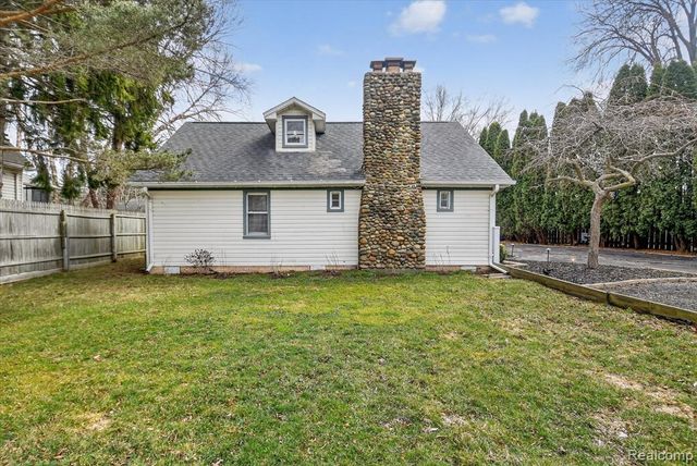 37260 Clio Street, Harrison Twp, MI 48045