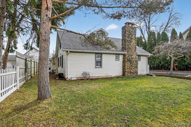 37260 Clio Street, Harrison Twp, MI 48045