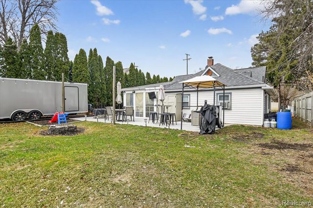 37260 Clio Street, Harrison Twp, MI 48045