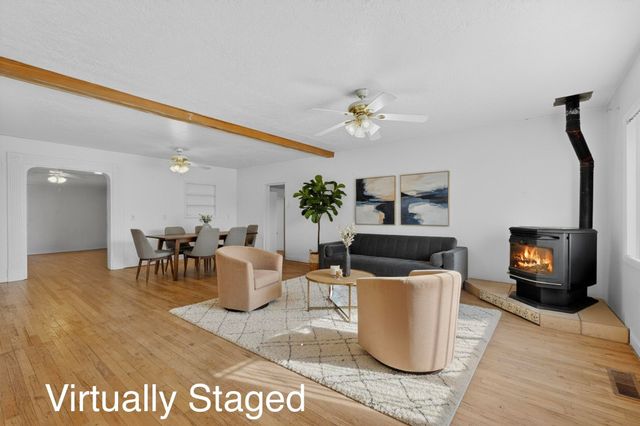 513 Ponderosa Avenue NW, Albuquerque, NM 87107