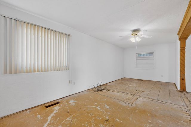 513 Ponderosa Avenue NW, Albuquerque, NM 87107