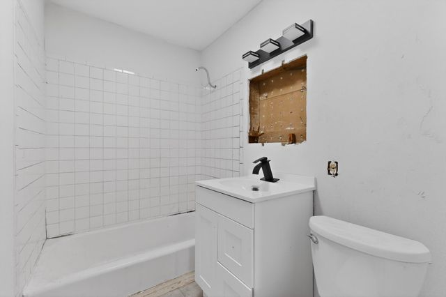 513 Ponderosa Avenue NW, Albuquerque, NM 87107