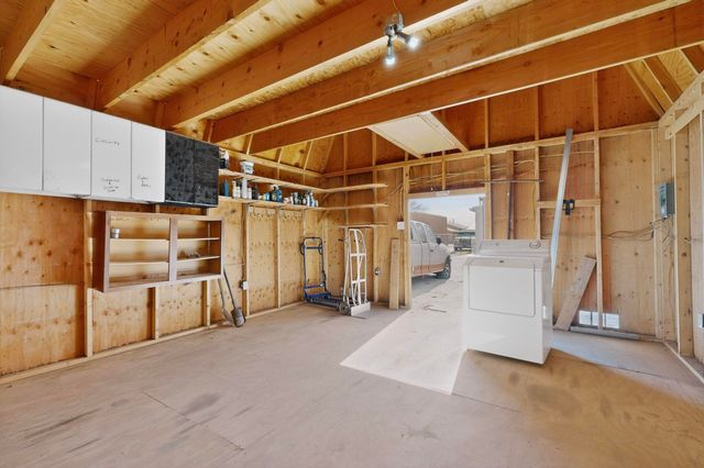 513 Ponderosa Avenue NW, Albuquerque, NM 87107