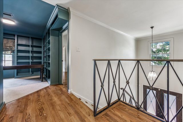 1601 Norfolk Street, Houston, TX 77006