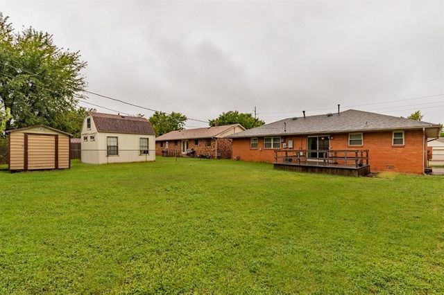 2108 Henderson Drive, Edmond, OK 73013