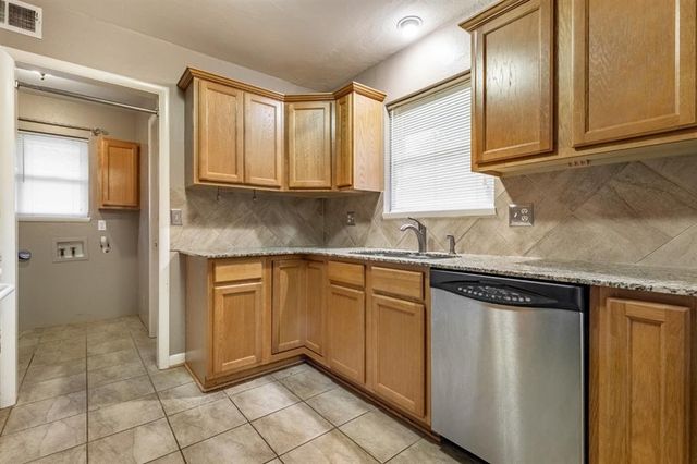 2108 Henderson Drive, Edmond, OK 73013