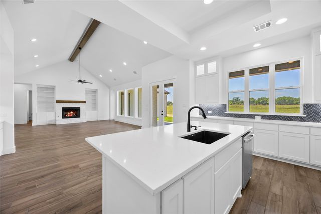 152 Aanya Lane, Waxahachie, TX 75165