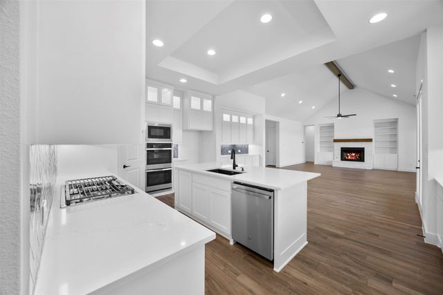 152 Aanya Lane, Waxahachie, TX 75165