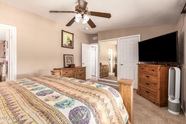 2650 W UNION HILLS Drive 201, Phoenix, AZ 85027