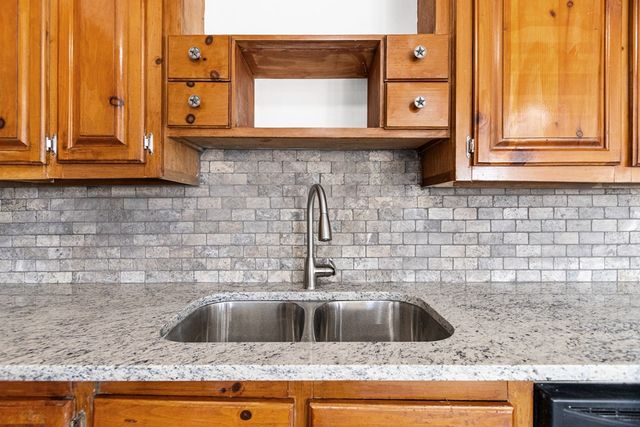 1105 Smith Ave, Odessa, TX 79763