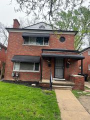 15758 HUBBELL Street, Detroit, MI 48227