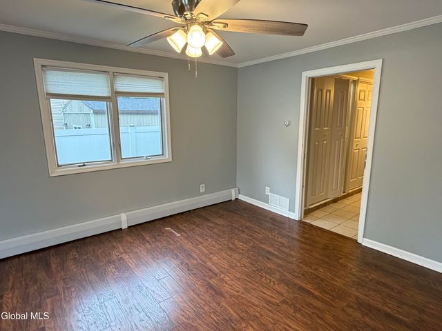 86 Jones Drive, Colonie, NY 12309
